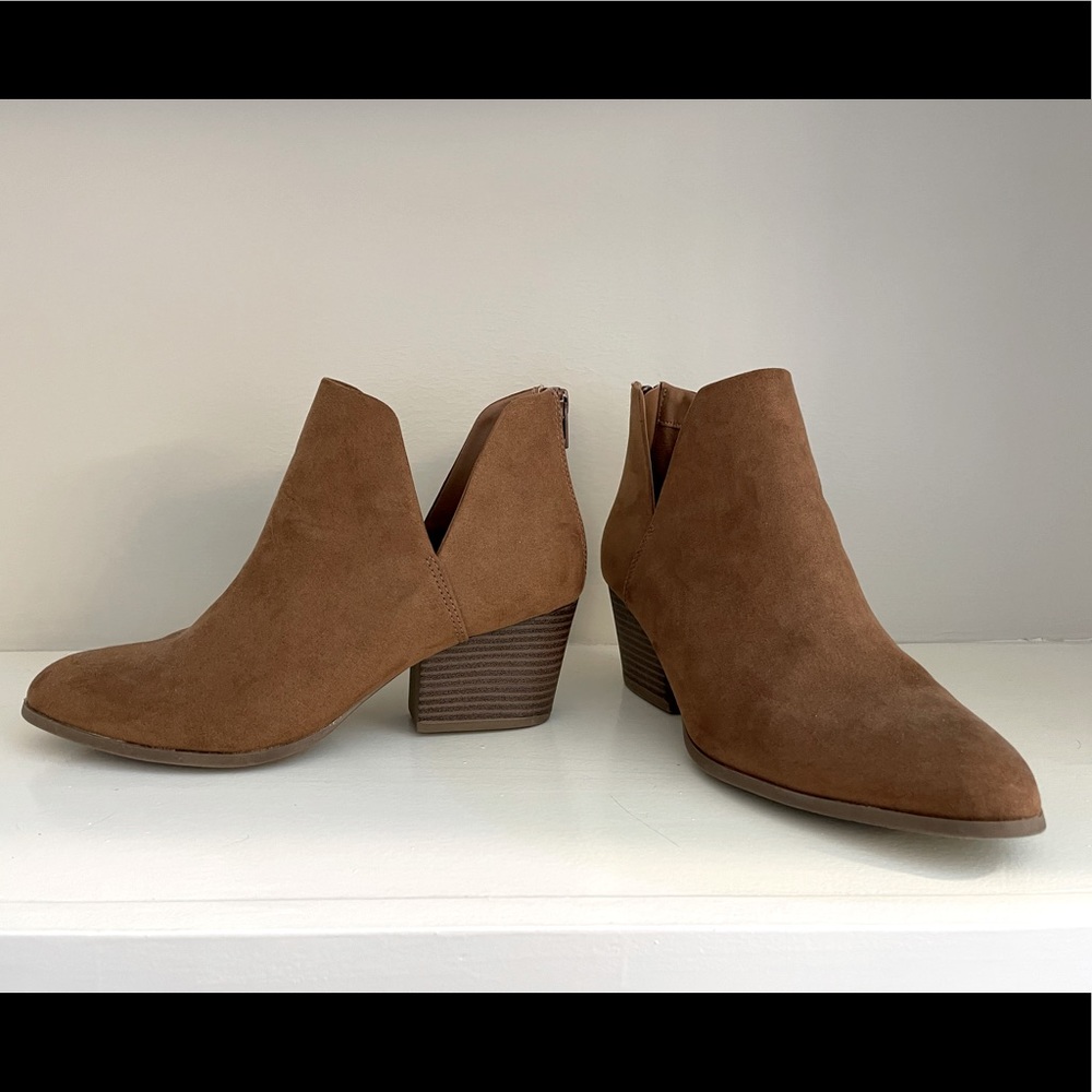 SO brand cognac-colored faux suede booties